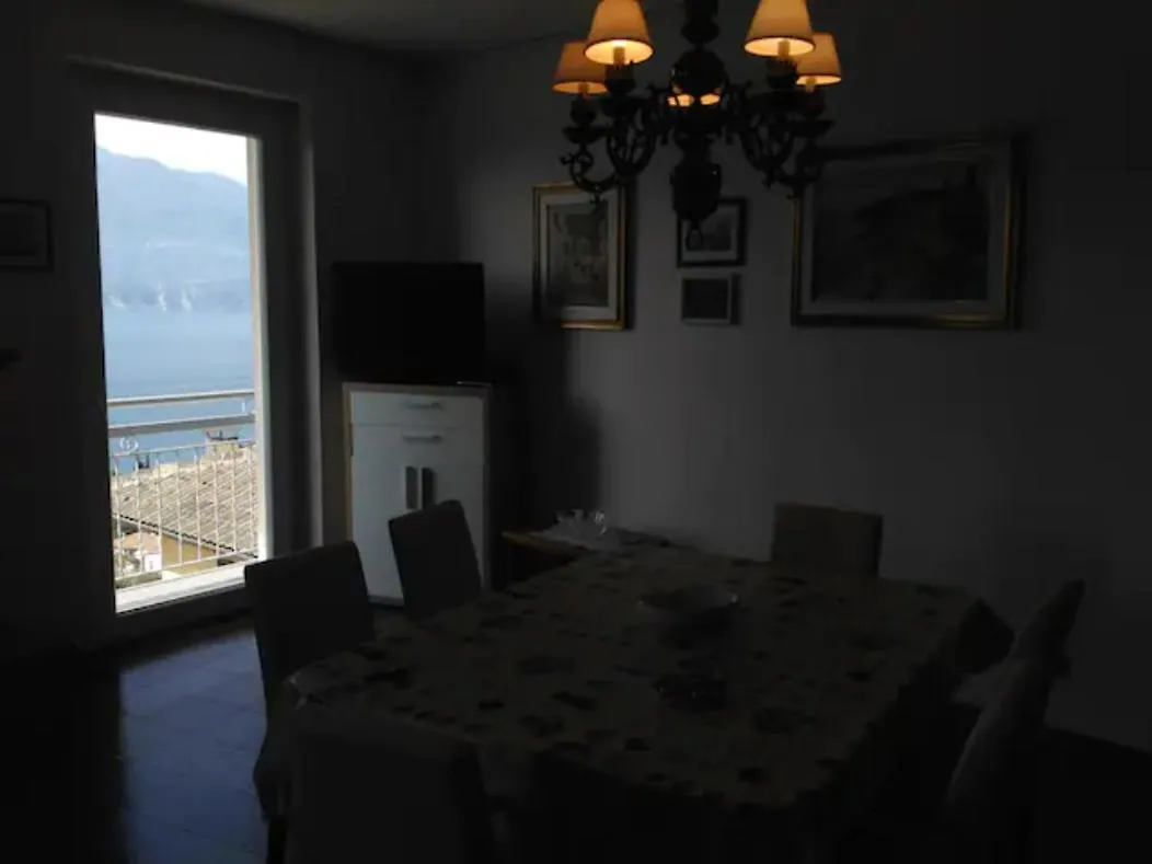 Attico Nel Borgo Διαμέρισμα Pai Torri Del Benaco