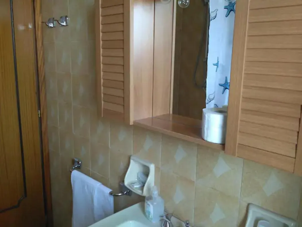 Attico Nel Borgo Διαμέρισμα Pai Torri Del Benaco
